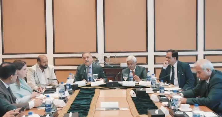Discussion around the table