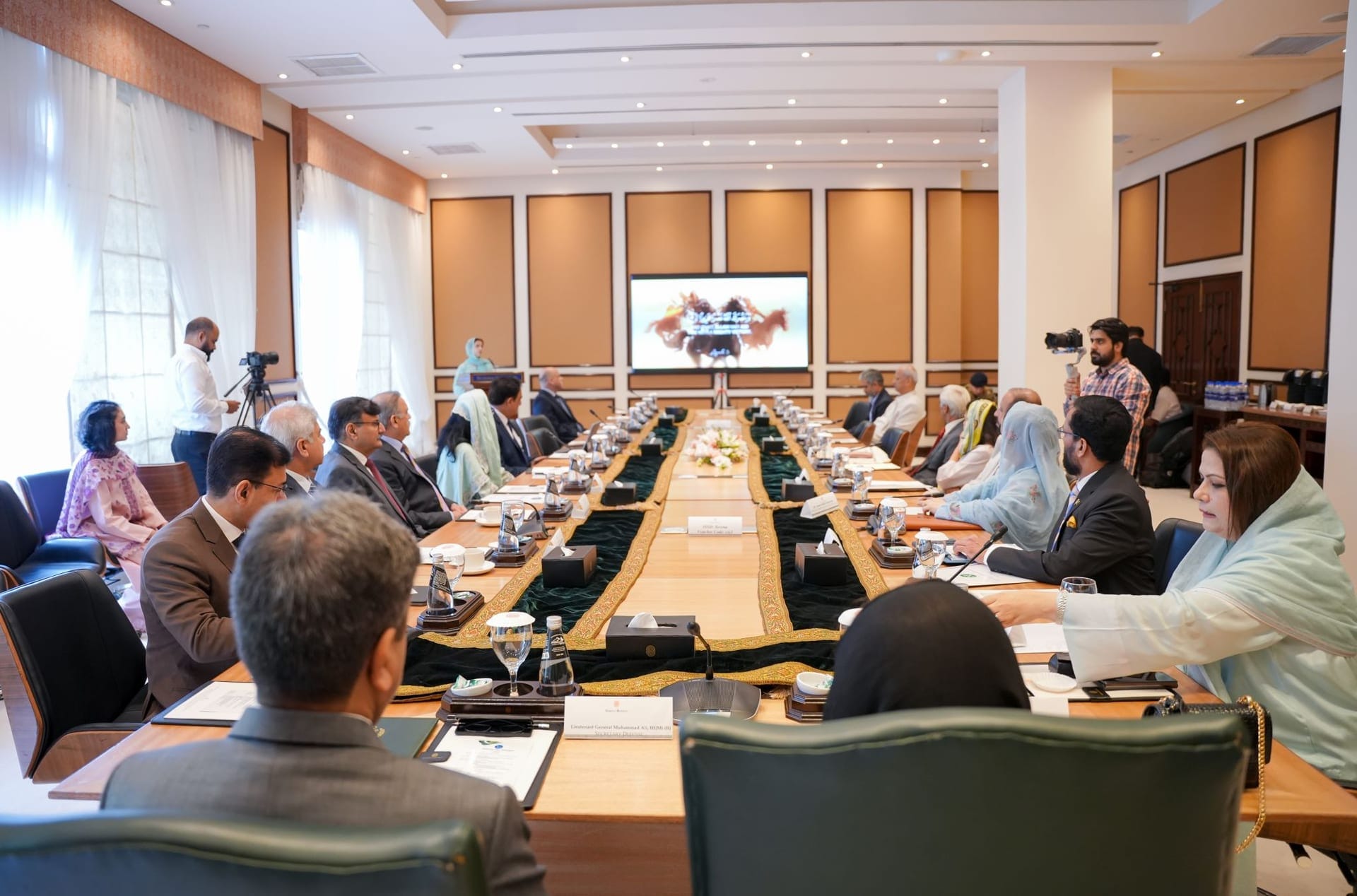The dialogue in session